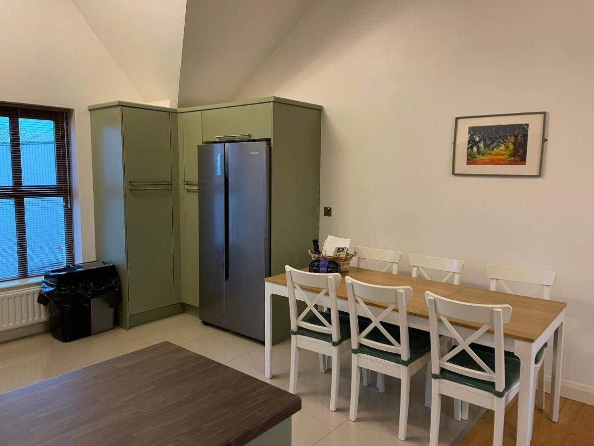 コールレーンOrchard Oasis, Luxury Penthouse Getawayアパートメント エクステリア 写真